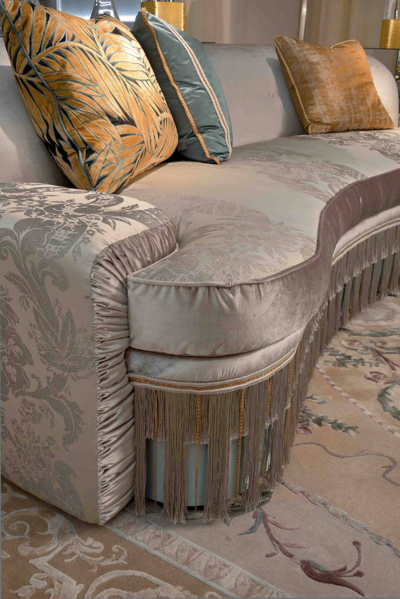 BelCor-DV1513IX-03-T-01-sofa-Dolce Vita-living-room-Estasi-fringe-enhanced-small-chain-refined-made-in-italy-design