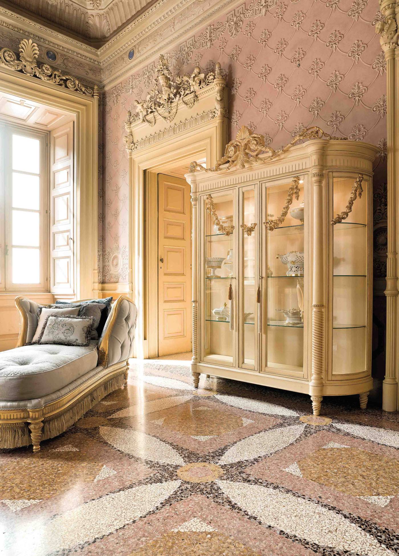 BelCor VE0103AX 01 T 01 showcase Versailles living room decorative floral carved garlands iconic italian furniture design