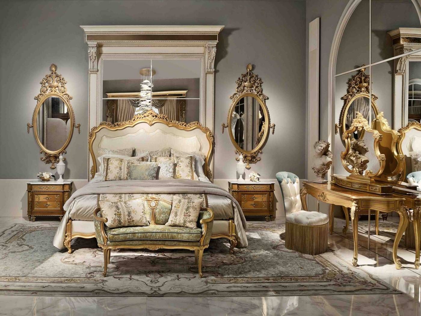 BelCor-RG0525DX-01-T-01-bed-Regale-bedroom-Meraviglia-luxurious-interior-rich-carvings-italian-tradition-luxury-interiors