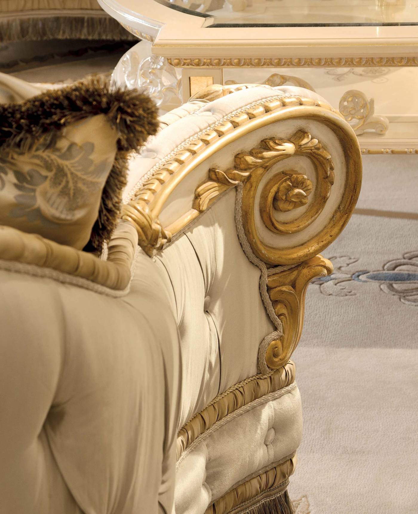 BelCor-GD1513LX-02-T-01-sofa-Granducale-living-room-timeless-italian-elegance-interiors