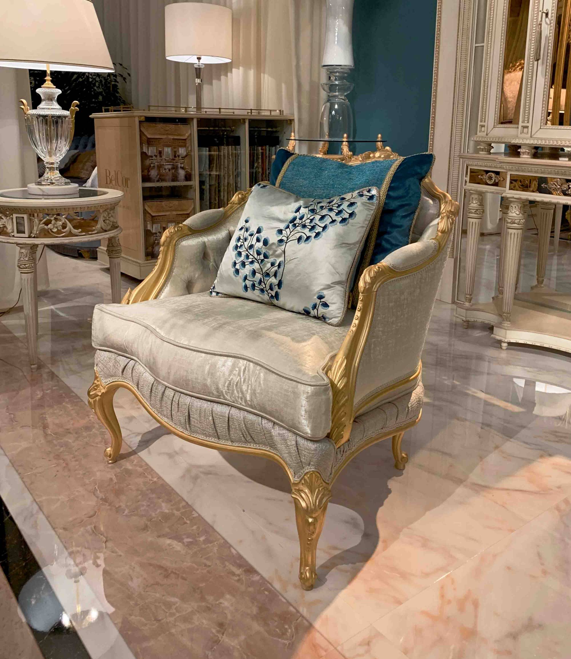 BelCor GD1511LZ 01 T 01 armchair Granducale living room Armonia white gold carvings handcrafted luxurious made in italy