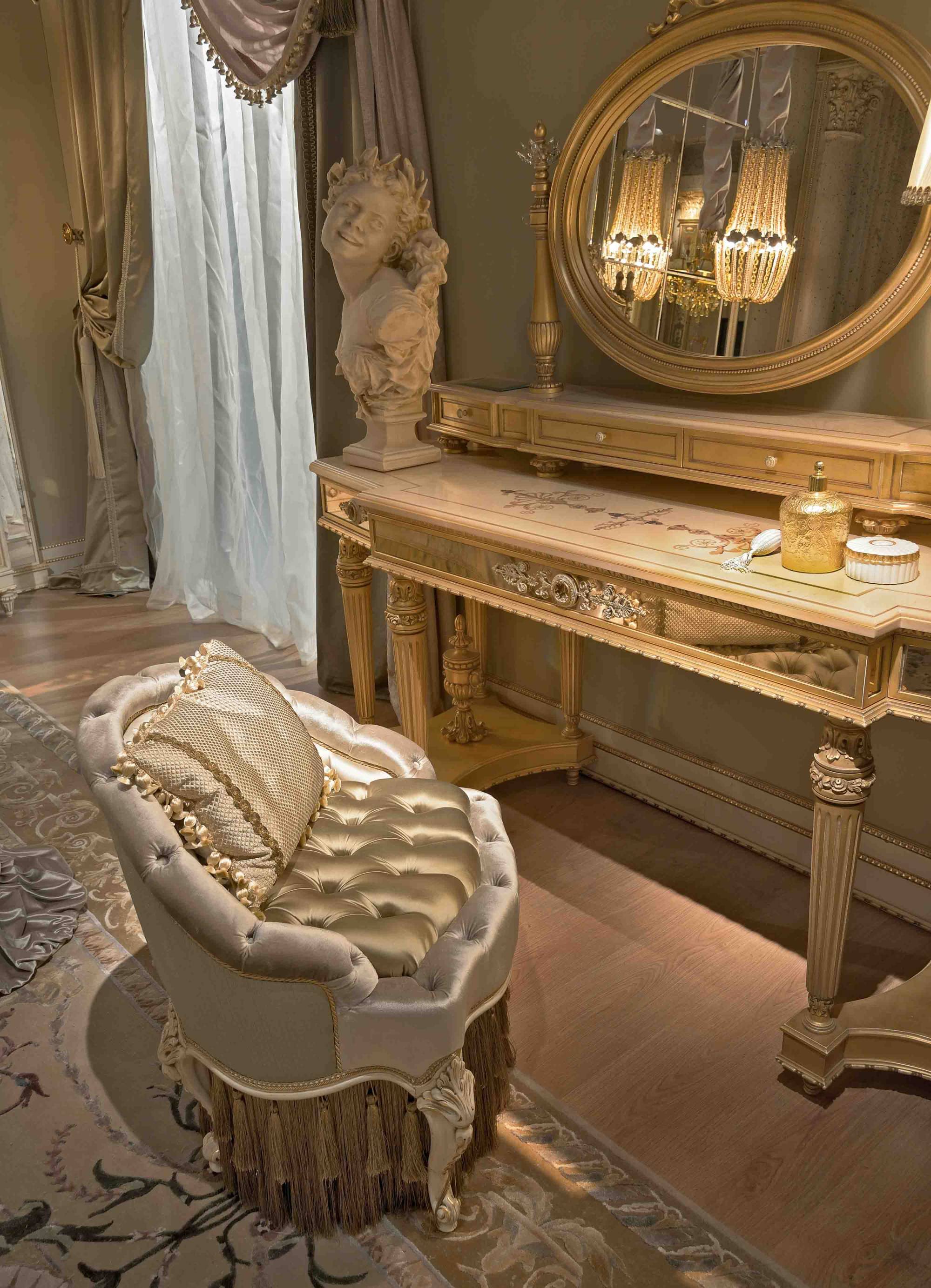 BelCor GD0741BX 02 T 01 armchair Granducale bedroom Fascino small feet elegant carvings refined made in italy design