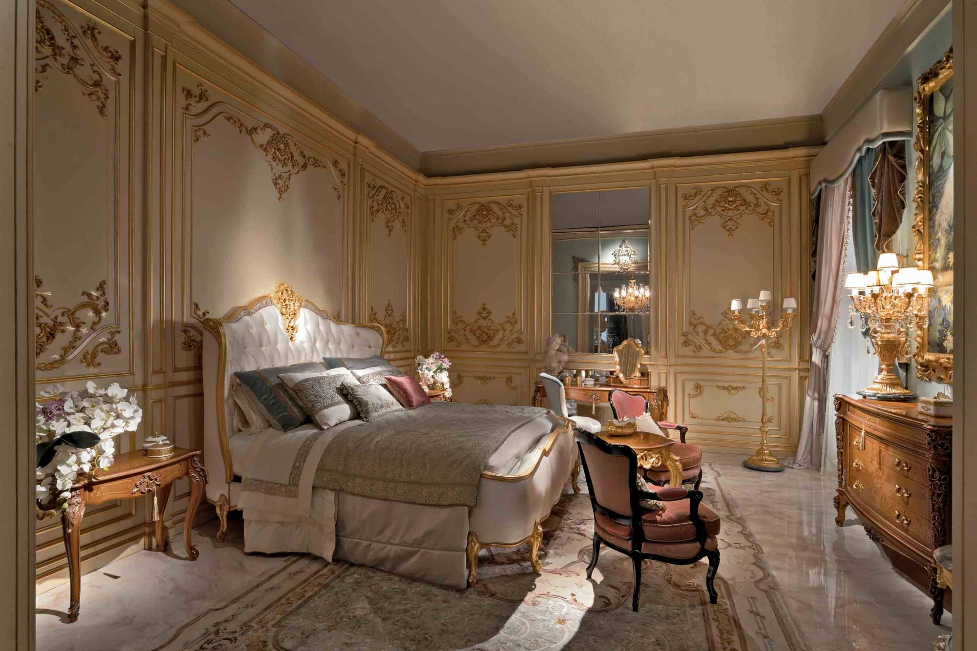 BelCor MS0535IY 01 T 01 bed Majestic bedroom Eleganza curved magnificent carvings custom made italian furnishings
