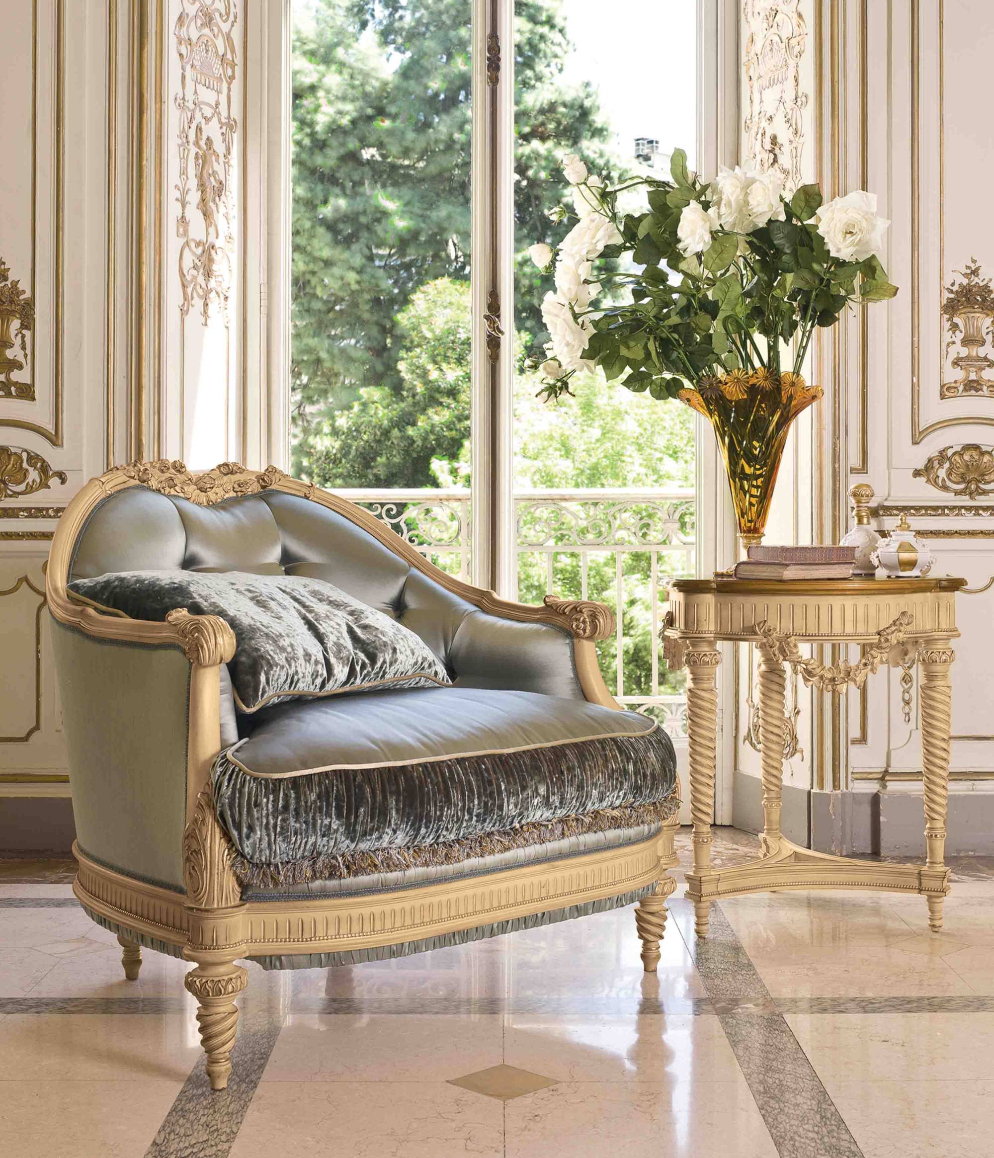 BelCor VE0281LY 02 T 01 side table Versailles living room legs elaborate spiral turning luxury italian custom made