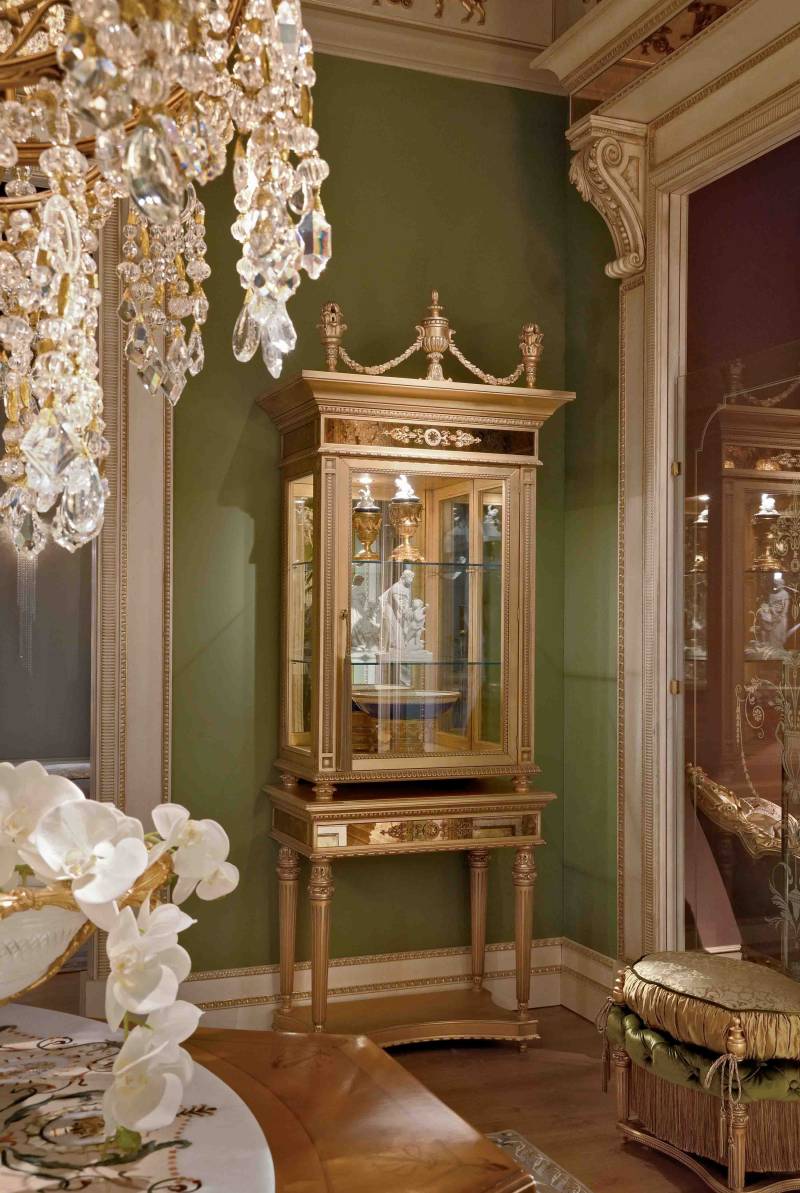 BelCor GD0101BX 01 S 01 showcase Granducale dining room Melodia base carved legs upper cabinet made in italy custom made