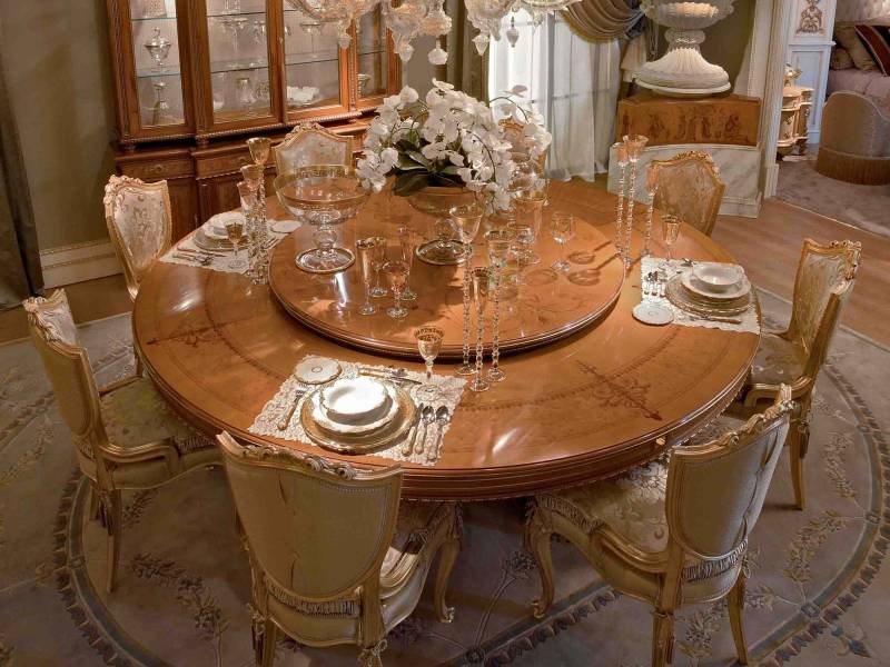 BelCor-GD0171BY-02-T-02-chair-Granducale-dining-room-Bellezza-frontal-legs-enriched-carvings-exclusive-custom-made-italian-interiors